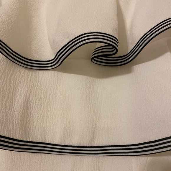 Black White Spring Dress With Ruffles and Exposed Zipper Size Small Fits 2 or 4 - Picture 4 of 6